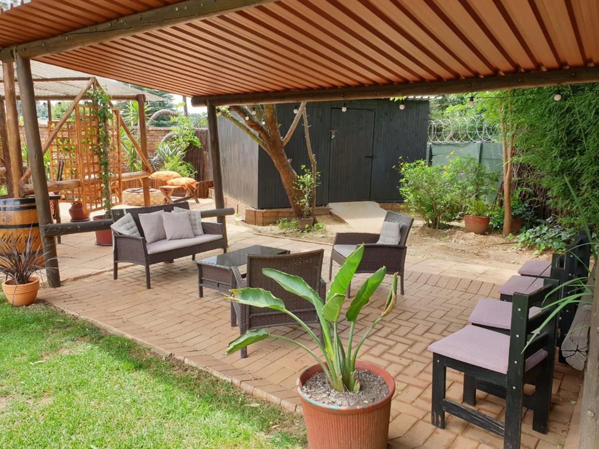 The Lazy Grape Guest Lodge & Spa Benoni Eksteriør bilde